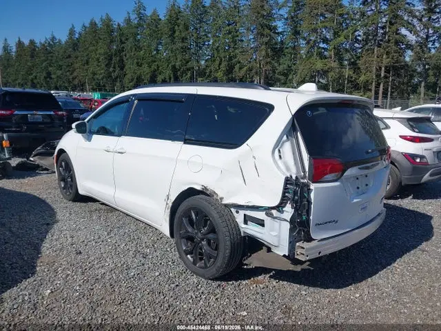 2018 Chrysler Pacifica Limited VIN 2C4RC1GG8JR358350 фото 3