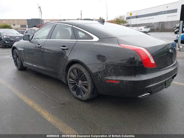 2017 Jaguar XJ VIN SAJXJ1GDXH8W05314 фото 3