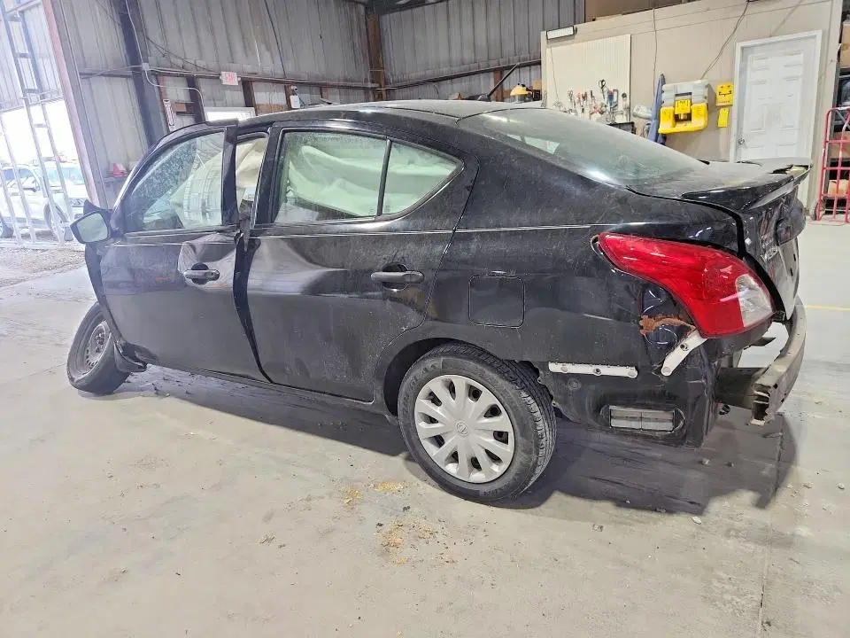 2017 NISSAN VERSA VIN 3N1CN7AP8HL846722 фото 2