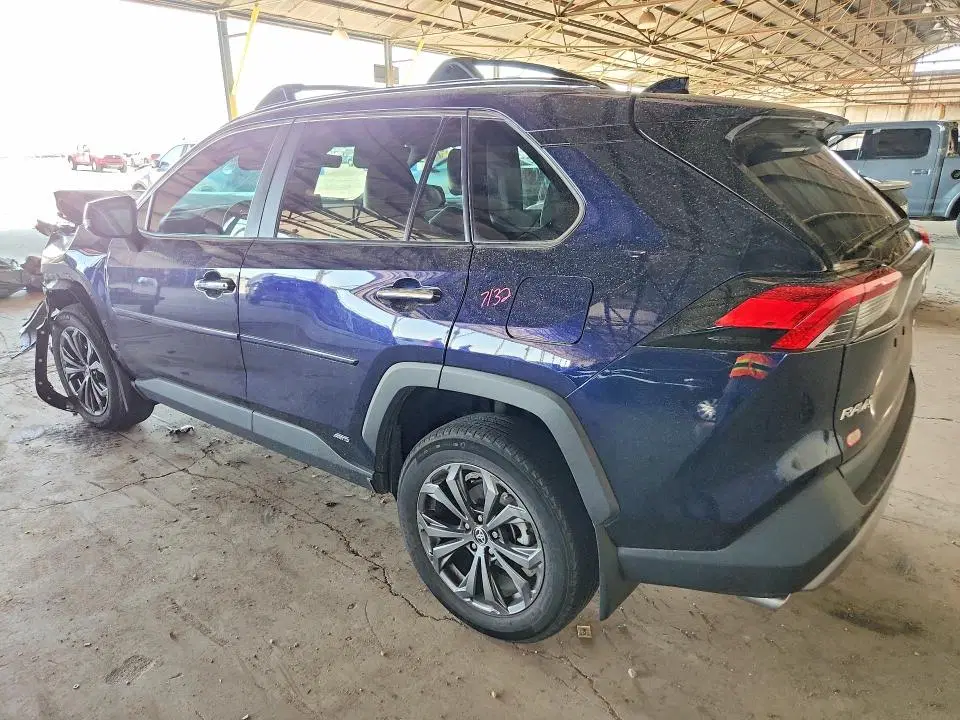 2023 Toyota RAV4 VIN 4T3D6RFV2PU139897 фото 2