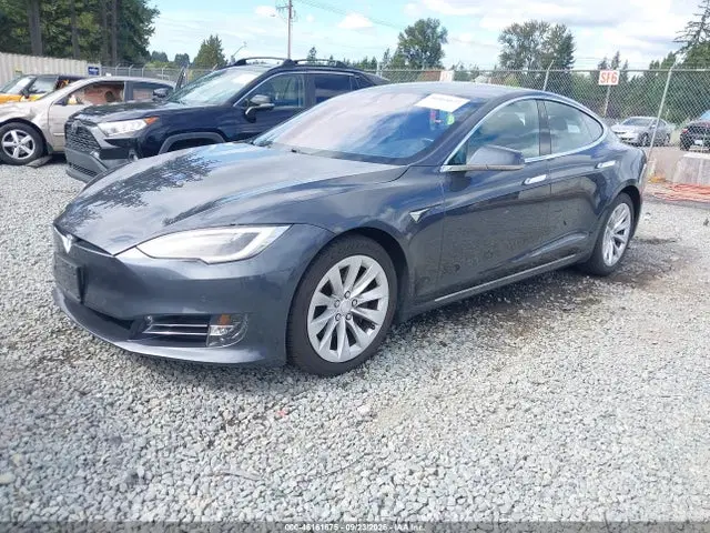 2017 Tesla Model S 100d/60d/75d/90d/p100d VIN 5YJSA1E23HF201233 фото 2