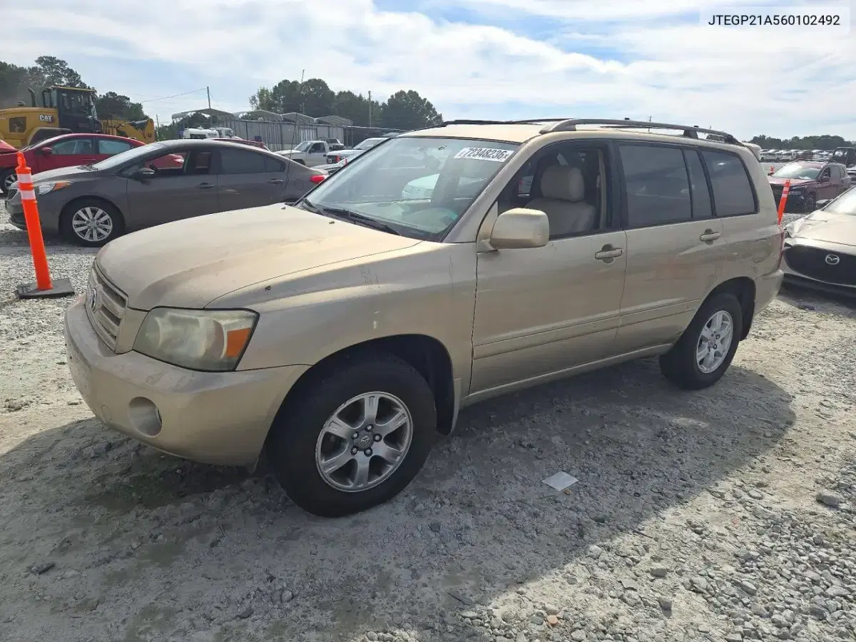 JTEGP21A560102492 — 2006 Toyota Highlander, мелкие вмятины и царапины, фото до ремонта