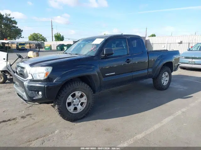 2015 Toyota Tacoma Base V6 VIN 5TFUU4EN5FX132222 фото 2