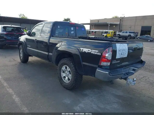 2015 Toyota Tacoma Base V6 VIN 5TFUU4EN5FX132222 фото 3