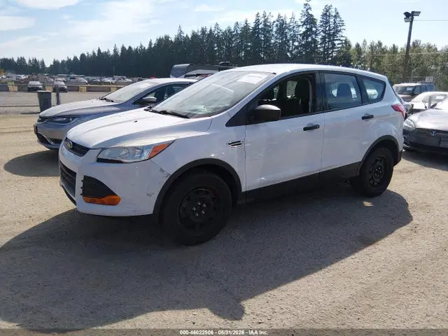 2016 Ford ESCAPE S VIN 1FMCU0F77GUC81234 фото 2