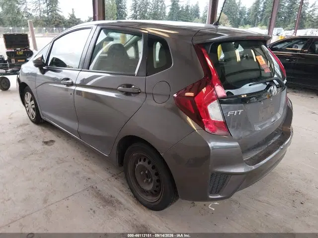 2017 Honda FIT LX VIN 3HGGK5G52HM706758 фото 3