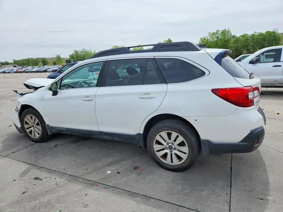 2019 Subaru Outback VIN 4S4BSAHC3K3286625 фото 2