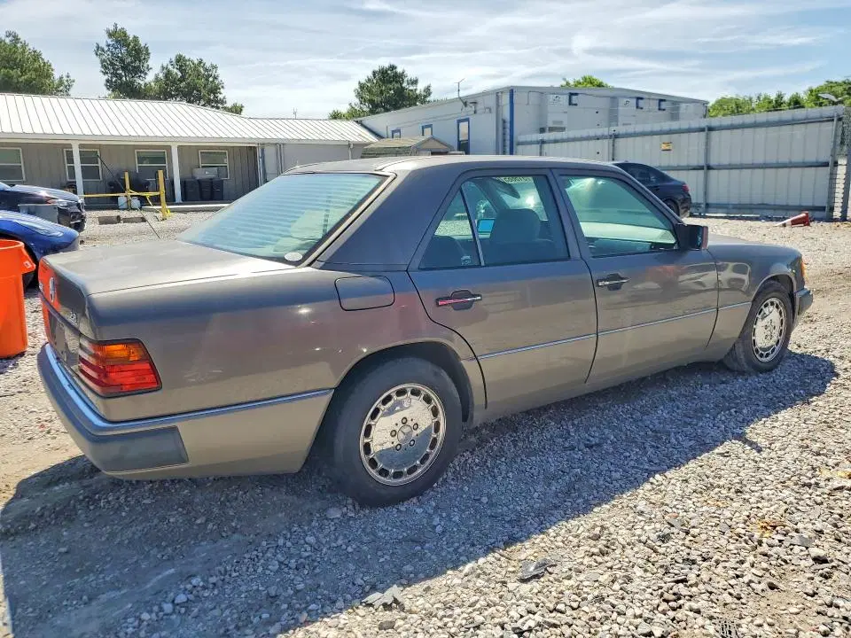 1993 MERCEDES-BENZ 300 VIN WDBEA28E5PB998657 фото 3