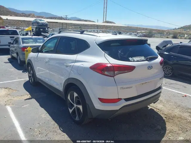 2016 Hyundai Tucson Sport VIN KM8J33A27GU075807 фото 3
