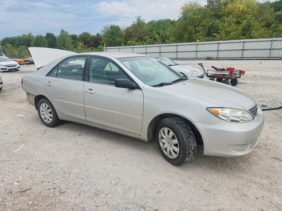 2005 TOYOTA CAMRY VIN 4T1BE32K65U020906 фото 4