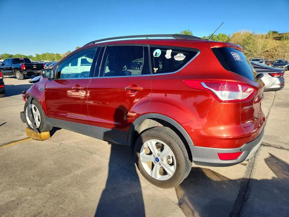 2016 Ford Escape VIN 1FMCU9G93GUB37698 фото 2