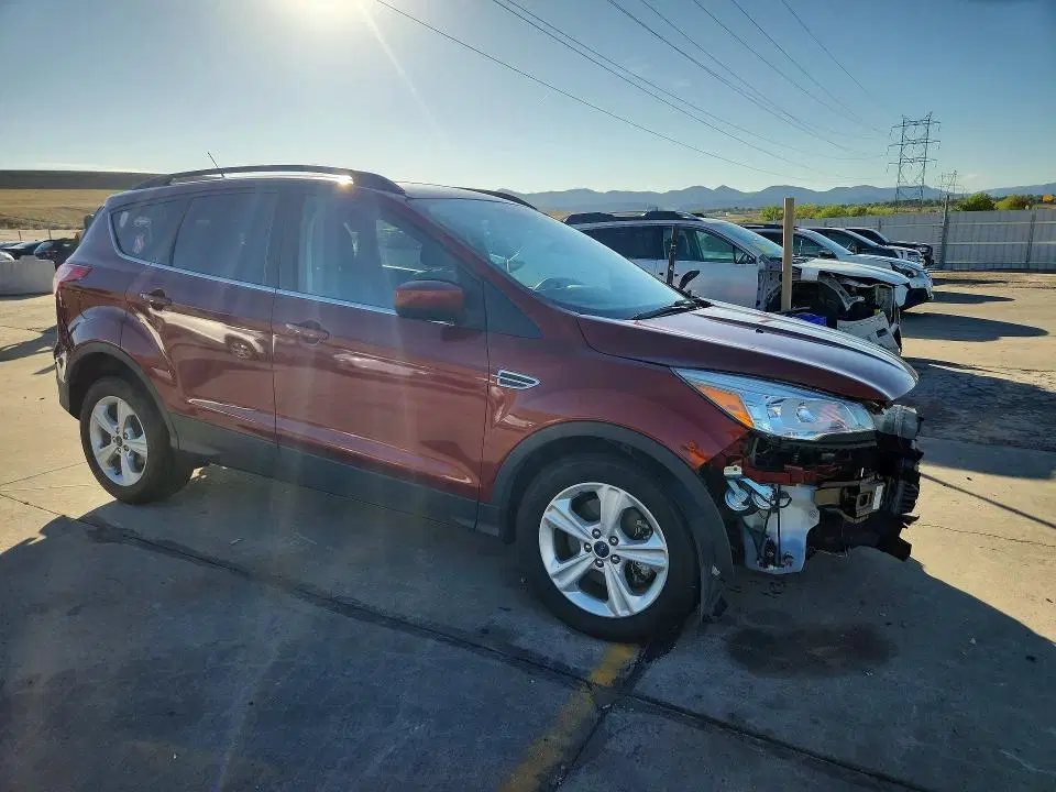 2016 Ford Escape VIN 1FMCU9G93GUB37698 фото 4