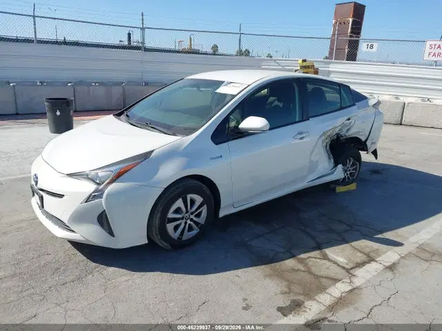 2016 Toyota Prius Two Eco VIN JTDKARFU2G3004015 фото 2