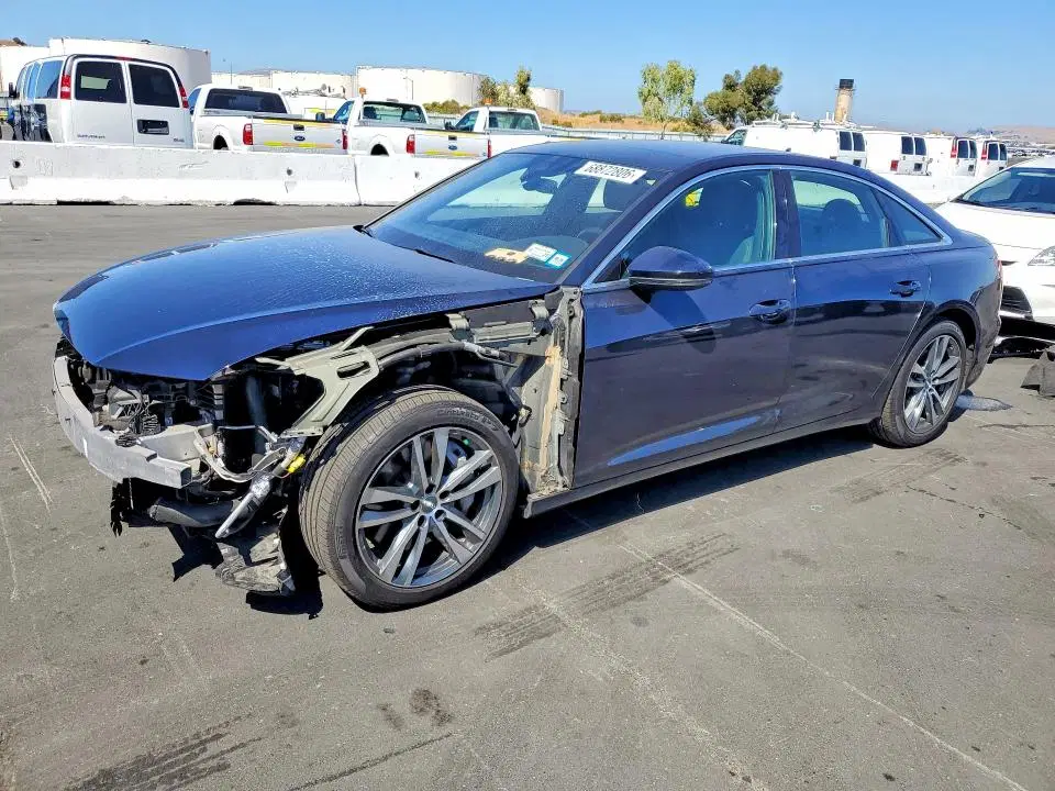 WAUK2AF22KN078901 — 2019 Audi A6, передняя часть, фото до ремонта