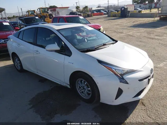 JTDKARFU9H3036753 — 2017 Toyota Prius Four, Левый бок (Left Side), фото до ремонта