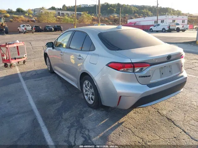 2022 Toyota COROLLA LE VIN JTDEPMAE1N3007337 фото 3